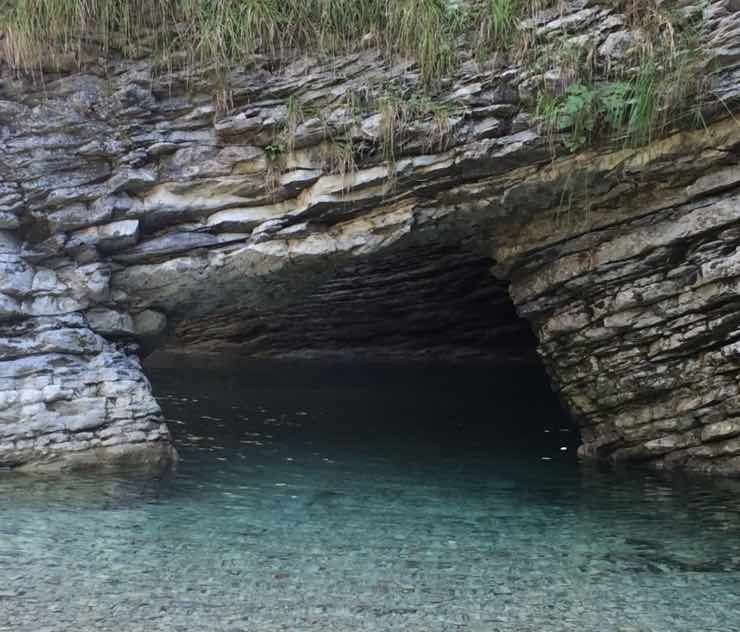 Grotta Azzurra, sembra di essere in paradiso